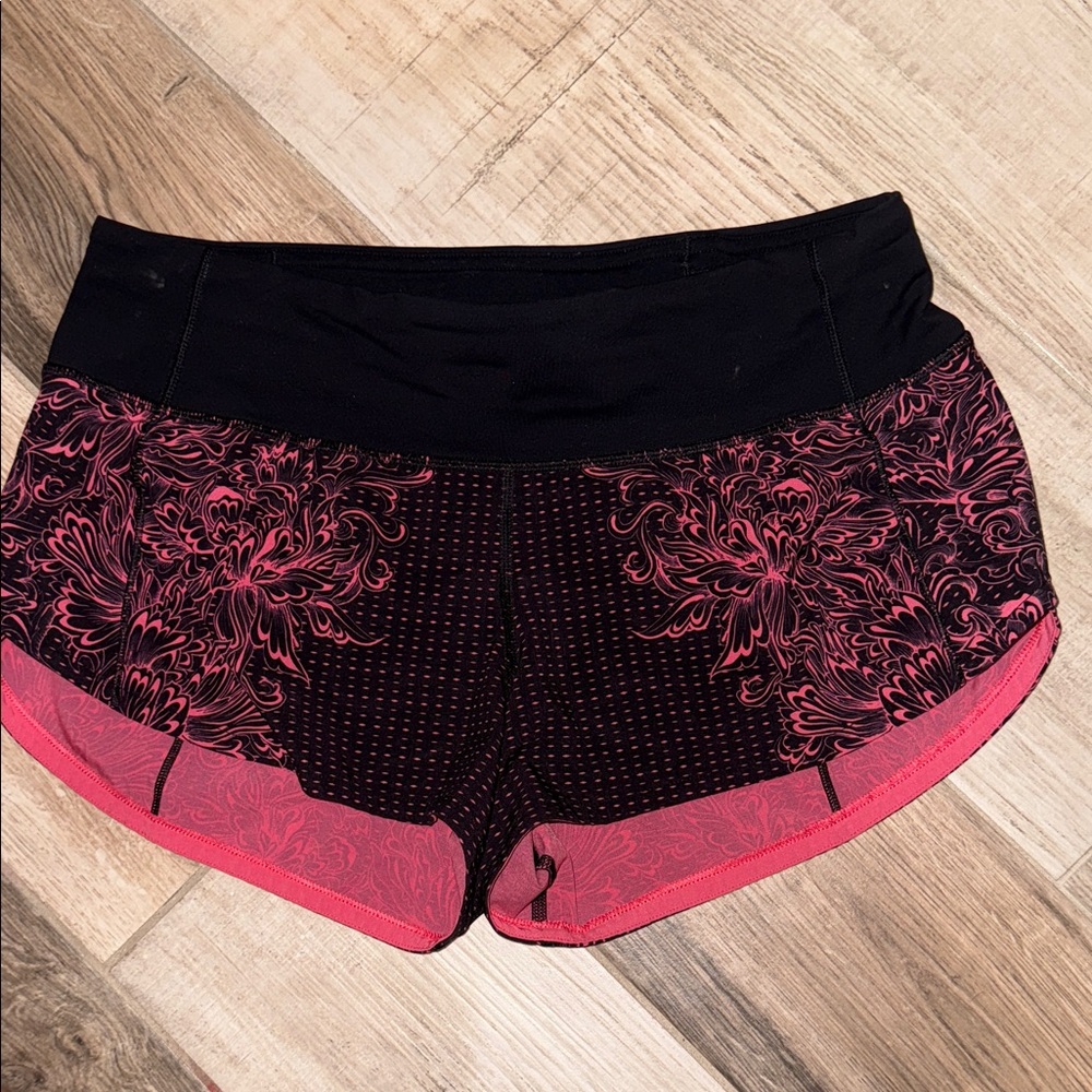Lululemon speed up OG shorts sz4 2.5” no liner - Picture 1 of 3